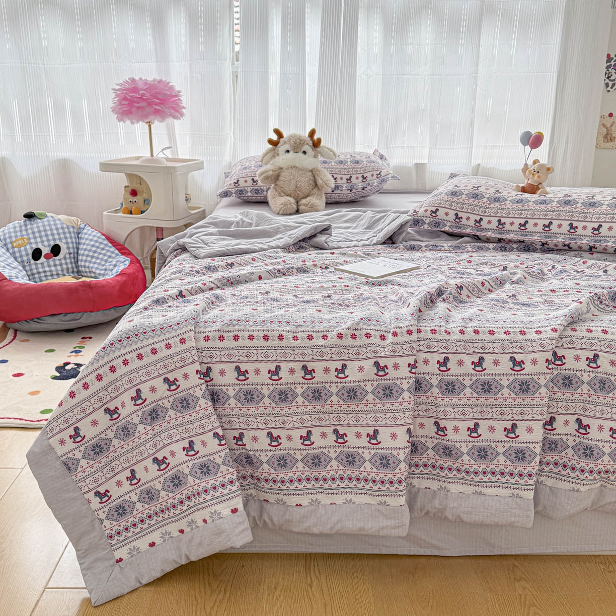 91家纺网 家纺一手货源 找家纺 蓝冰家纺 2026新款a类泡芙双层纱大豆夏被夏凉被空调被夏被四件套 泡芙-童趣木马