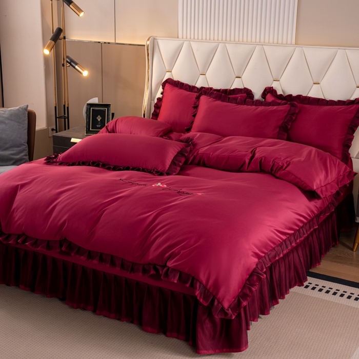 91家纺网 家纺一手货源 找家纺 畅畅家纺 2026新款水洗天丝纯色刺绣四件套床品套件 初夏酒红