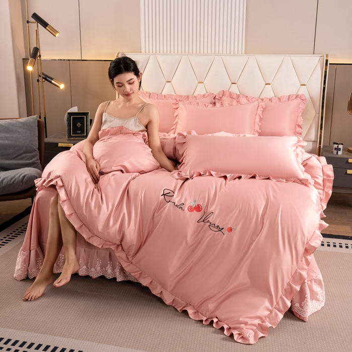 91家纺网 家纺一手货源 找家纺 畅畅家纺 2026新款水洗天丝纯色刺绣四件套床品套件 盛夏浅豆沙