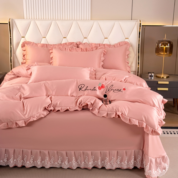 91家纺网 家纺一手货源 找家纺 畅畅家纺 2026新款水洗天丝纯色刺绣四件套床品套件 盛夏浅豆沙