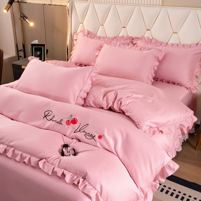 91家纺网 家纺一手货源 找家纺 畅畅家纺 2026新款水洗天丝纯色刺绣四件套床品套件 盛夏浅粉