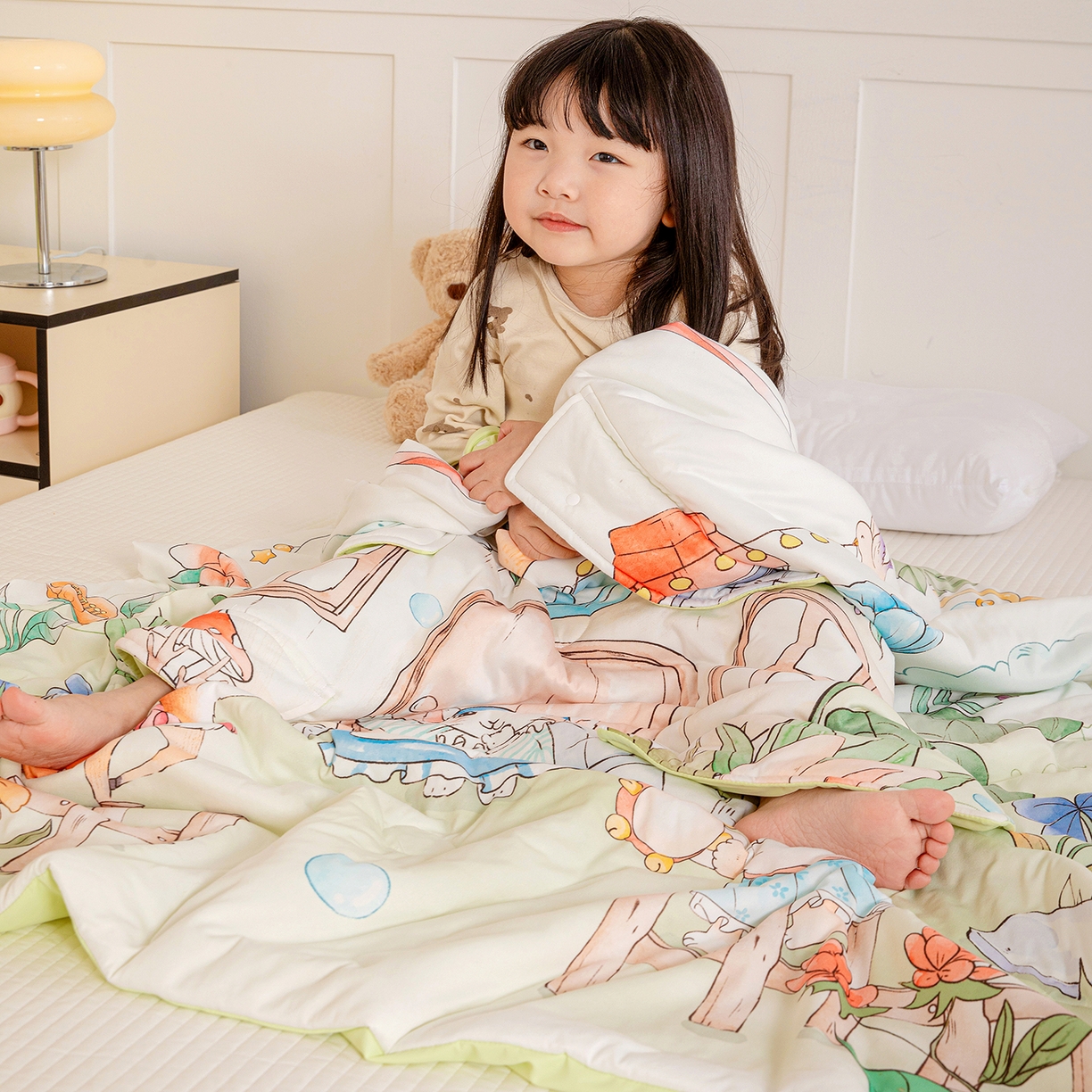 91家纺网 家纺一手货源 找家纺 十九色 2026新款数码大版锦氨凉感防踢被拥抱被夏凉被夏被空调被 花房聚会