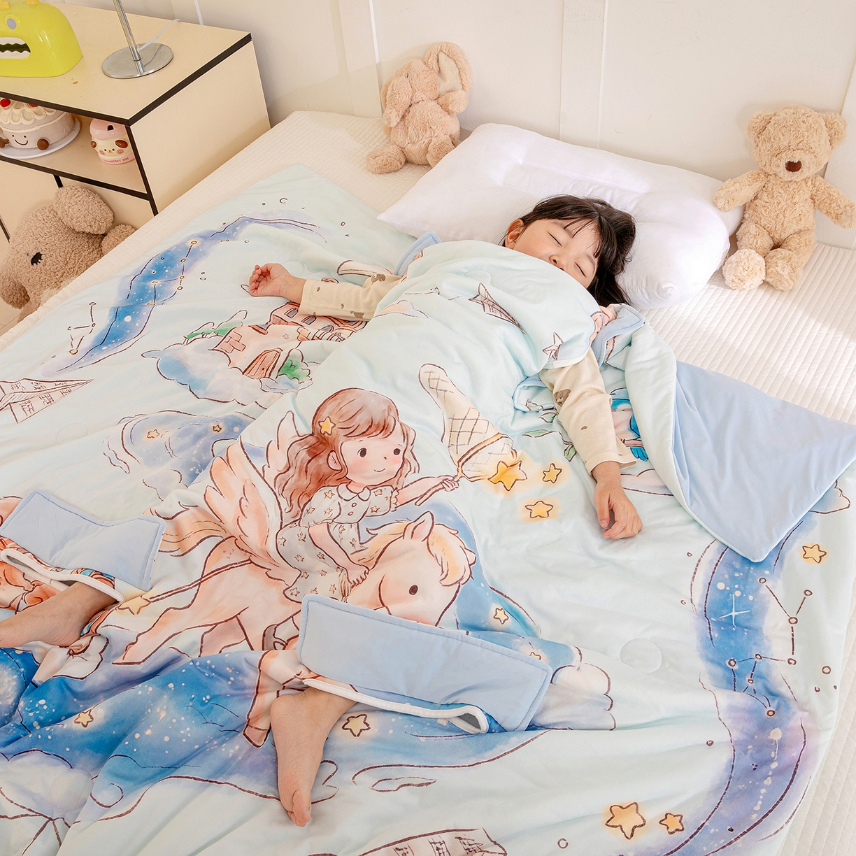 91家纺网 家纺一手货源 找家纺 十九色 2026新款数码大版锦氨凉感防踢被拥抱被夏凉被夏被空调被 天空之城