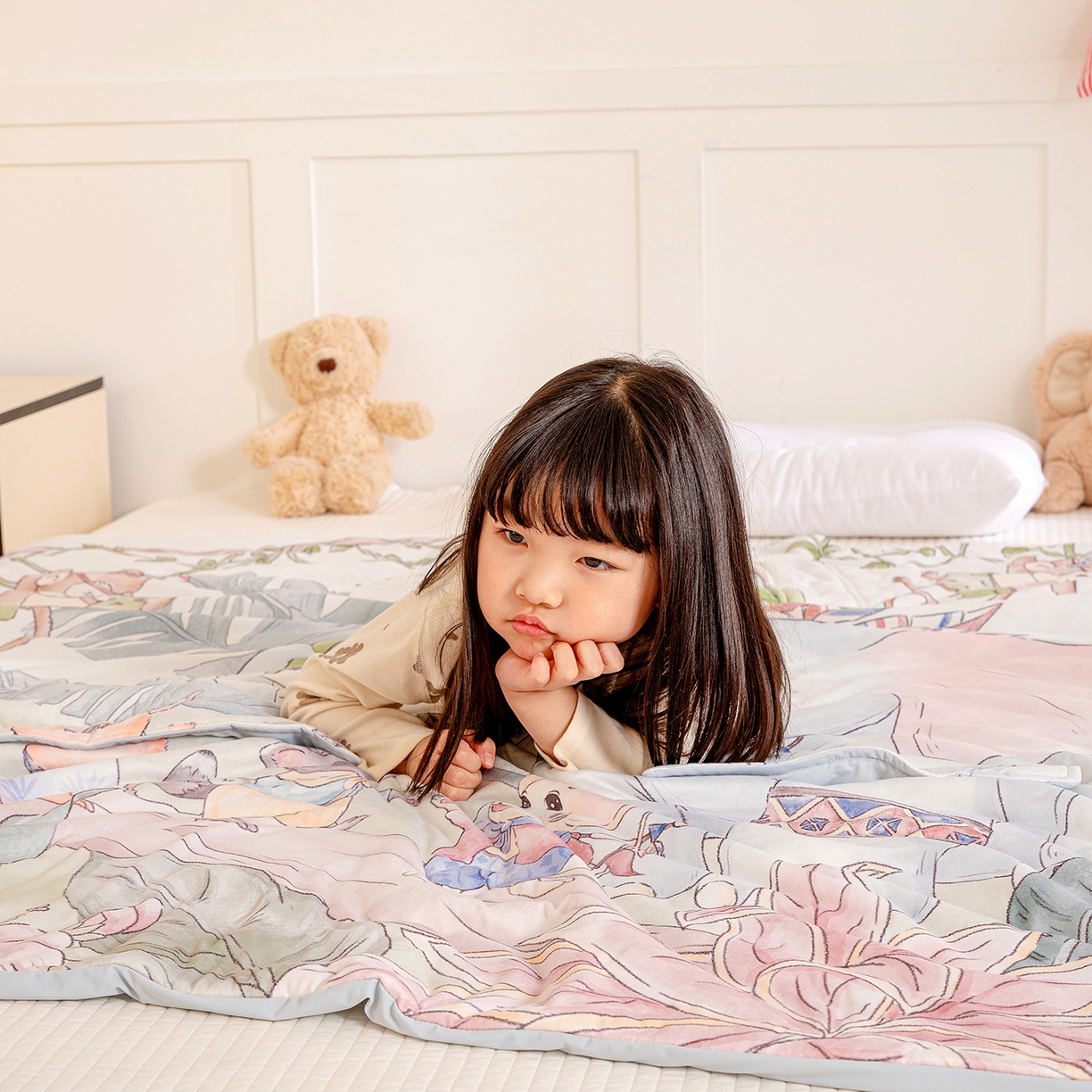 91家纺网 家纺一手货源 找家纺 十九色 2026新款数码大版锦氨凉感防踢被拥抱被夏凉被夏被空调被 丛林小伙伴