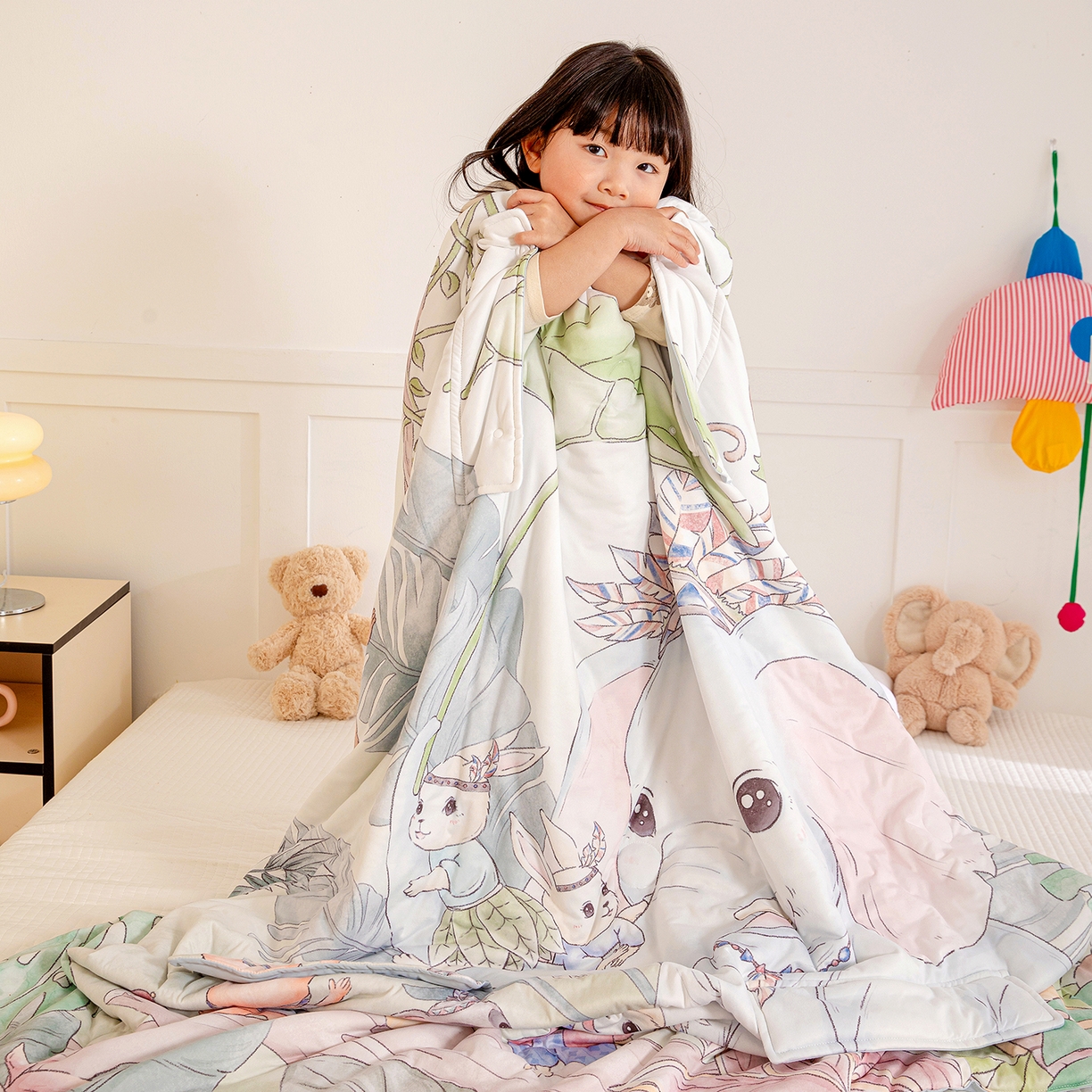 91家纺网 家纺一手货源 找家纺 十九色 2026新款数码大版锦氨凉感防踢被拥抱被夏凉被夏被空调被 丛林小伙伴