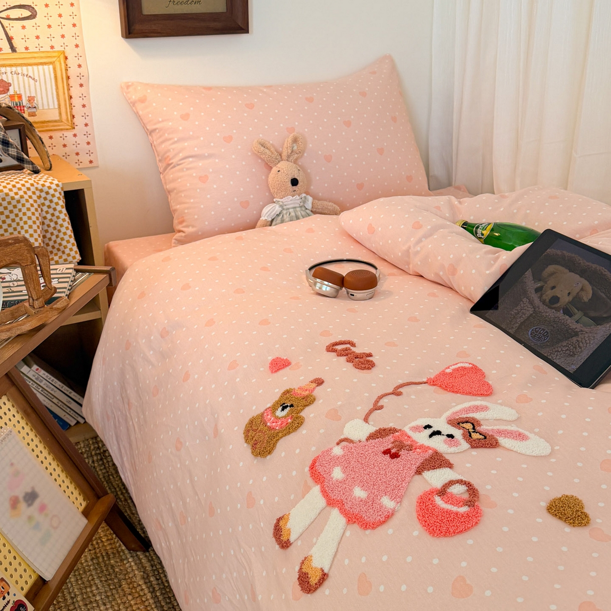 91家纺网 家纺一手货源 找家纺 倾慕家纺 2026新款学生纯棉毛巾绣四件套 兔兔熊