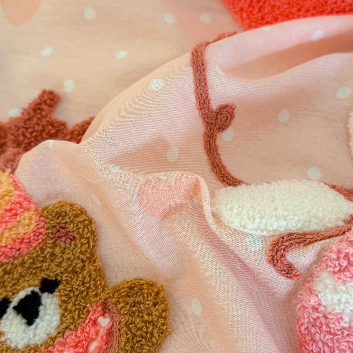 91家纺网 家纺一手货源 找家纺 倾慕家纺 2026新款学生纯棉毛巾绣四件套 兔兔熊