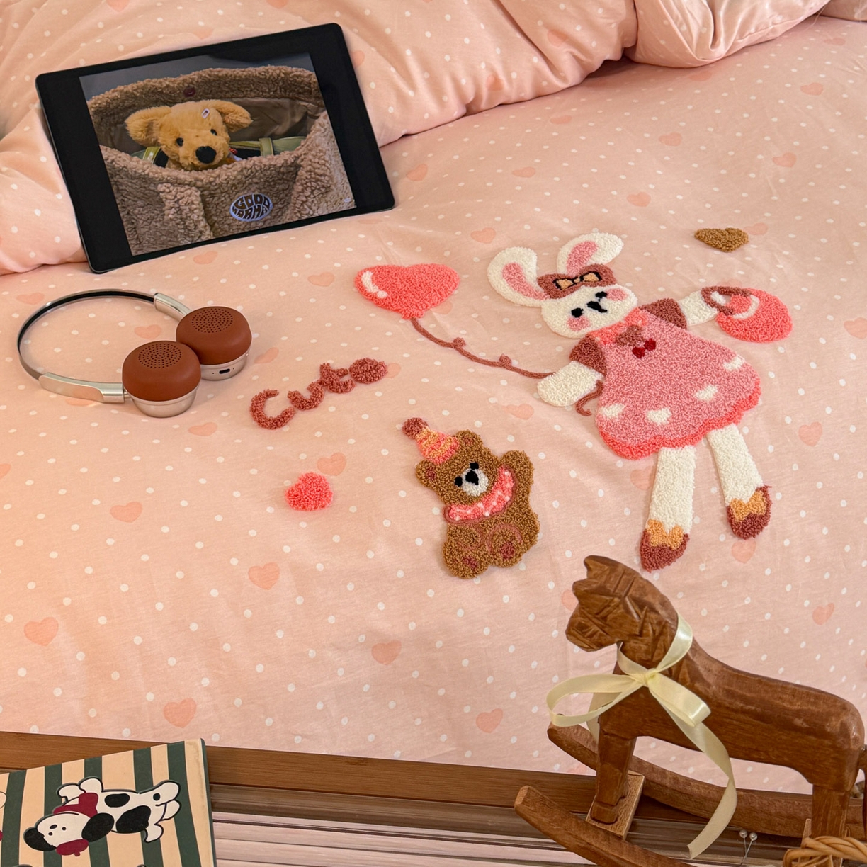 91家纺网 家纺一手货源 找家纺 倾慕家纺 2026新款学生纯棉毛巾绣四件套 兔兔熊