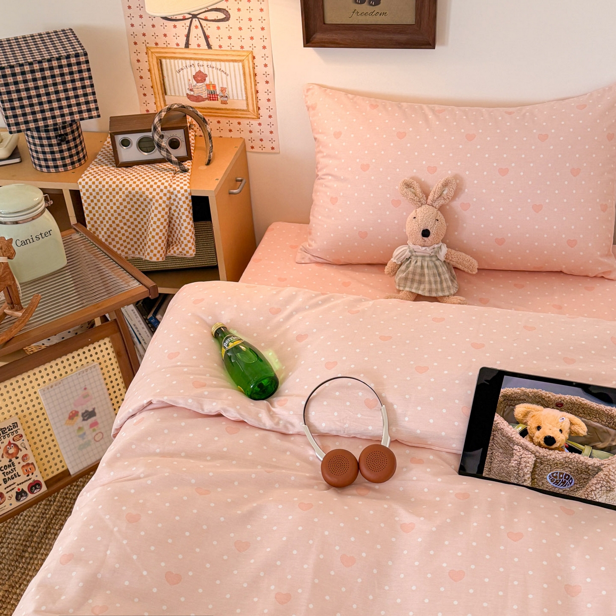 91家纺网 家纺一手货源 找家纺 倾慕家纺 2026新款学生纯棉毛巾绣四件套 小兔女孩