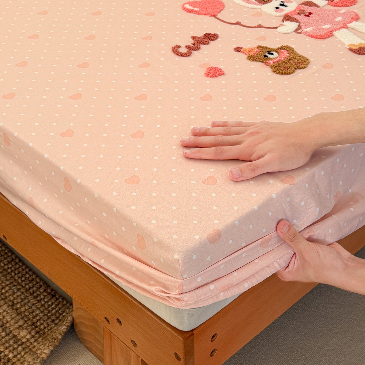 91家纺网 家纺一手货源 找家纺 倾慕家纺 2026新款学生纯棉毛巾绣单床笠 床笠兔兔熊