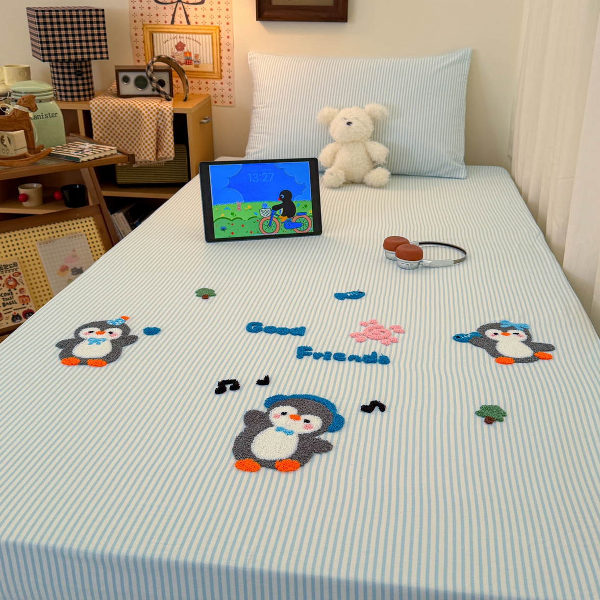 91家纺网 家纺一手货源 找家纺 倾慕家纺 2026新款学生纯棉毛巾绣单床笠 床笠欢乐企鹅