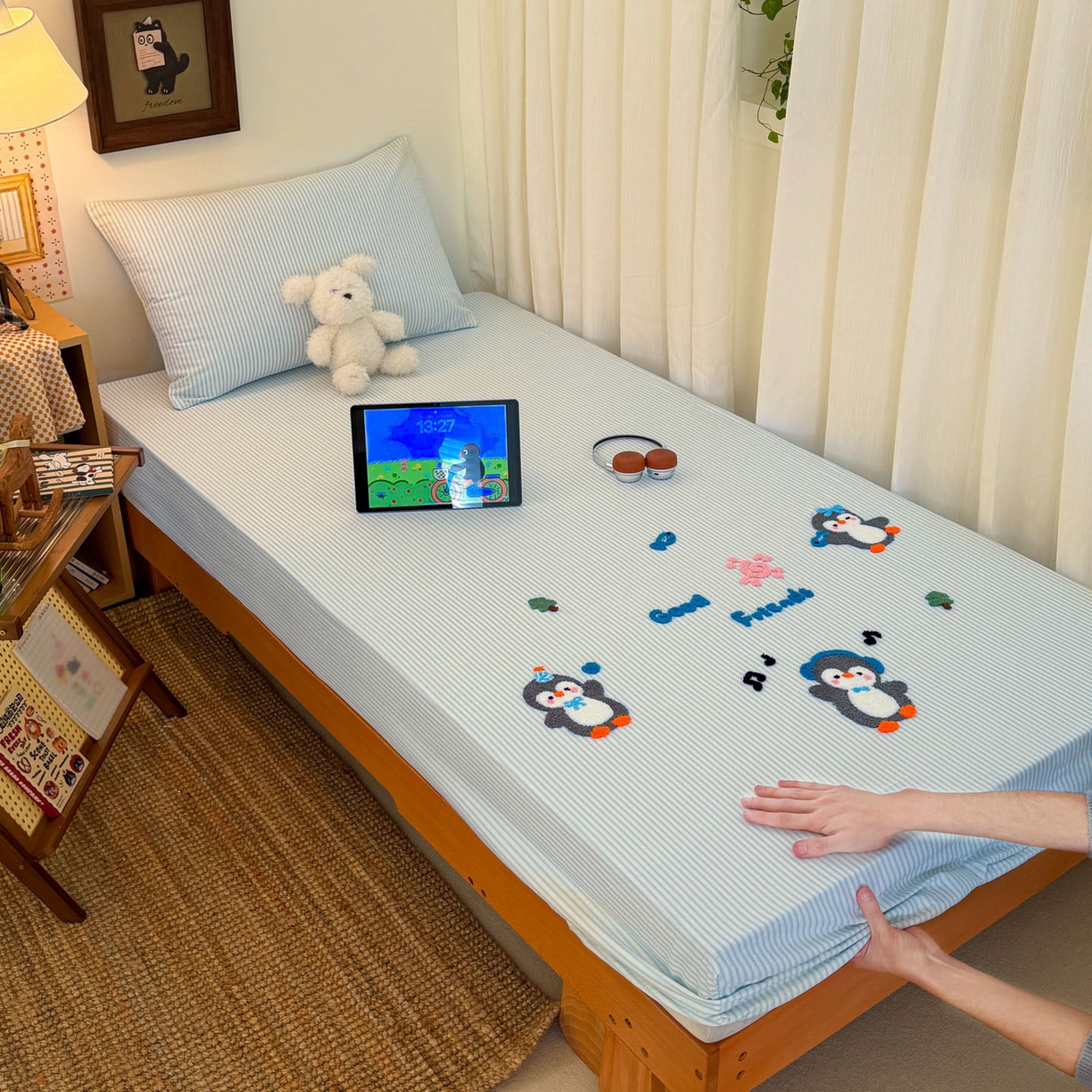 91家纺网 家纺一手货源 找家纺 倾慕家纺 2026新款学生纯棉毛巾绣单床笠 床笠欢乐企鹅