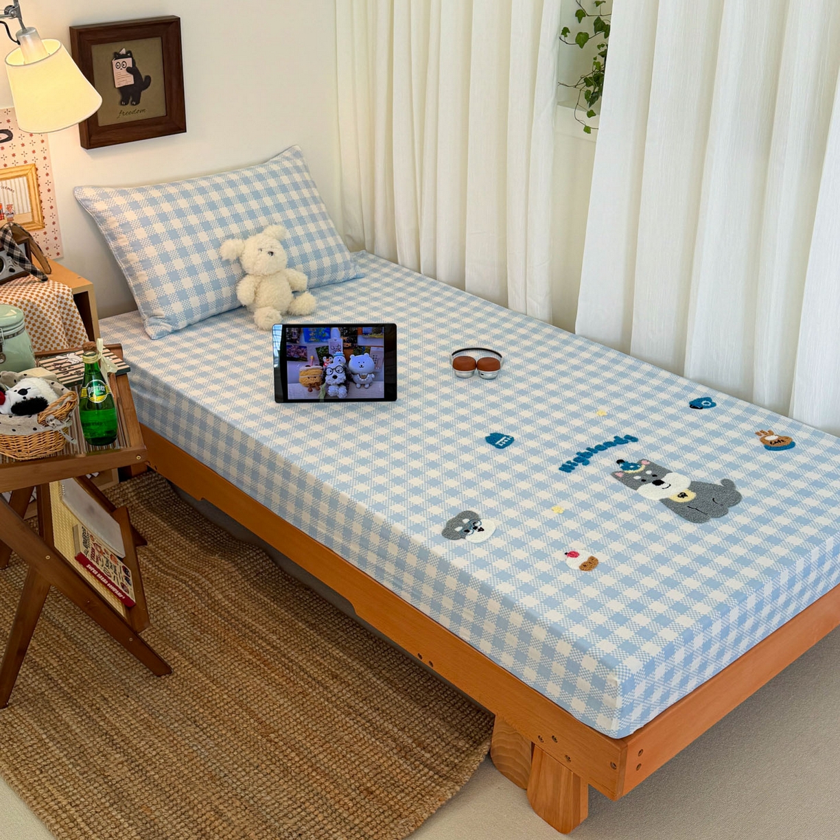 91家纺网 家纺一手货源 找家纺 倾慕家纺 2026新款学生纯棉毛巾绣单床笠 床笠格子小狗