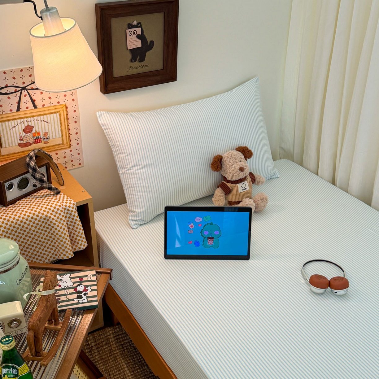 91家纺网 家纺一手货源 找家纺 倾慕家纺 2026新款学生纯棉毛巾绣单床笠 床笠小树恐龙