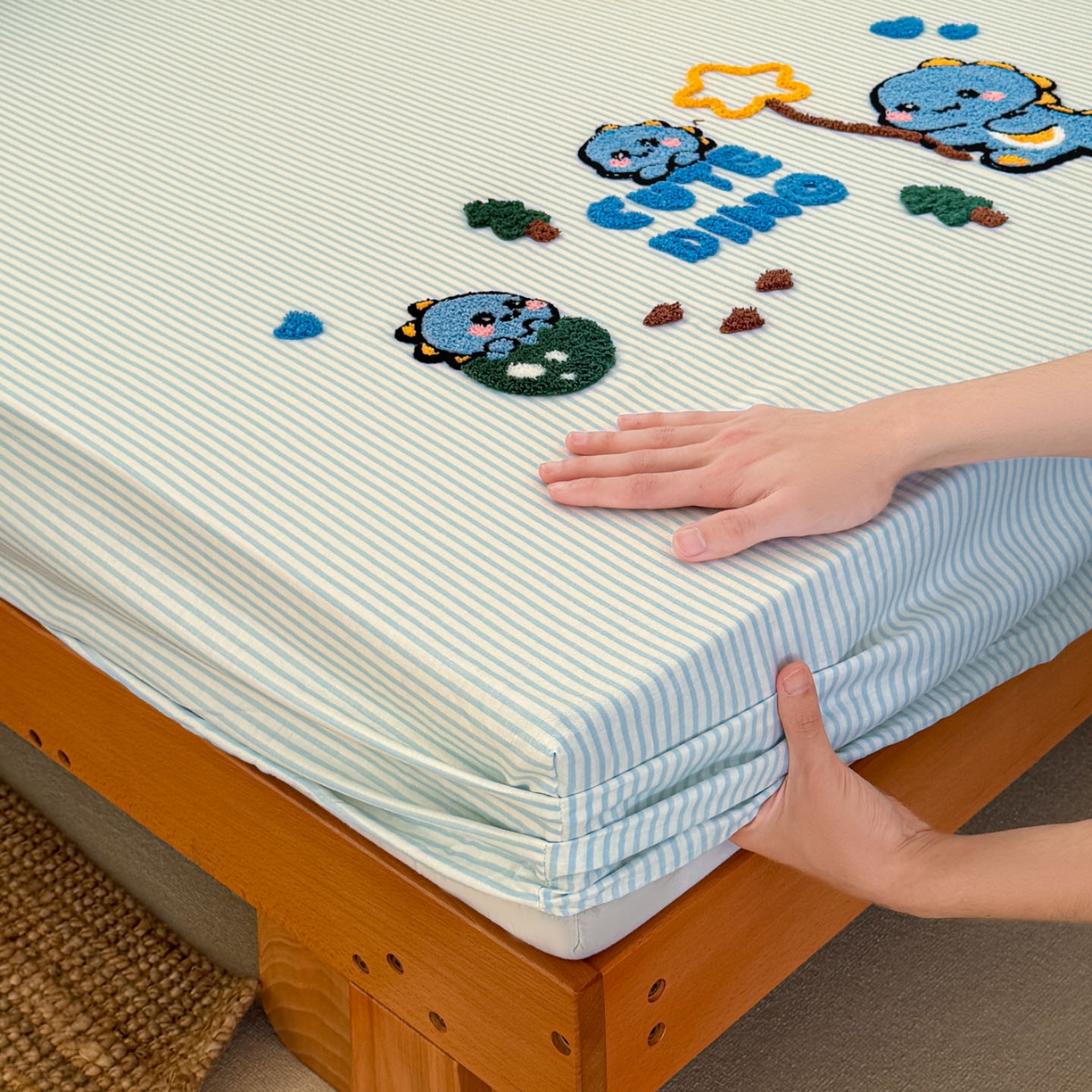 91家纺网 家纺一手货源 找家纺 倾慕家纺 2026新款学生纯棉毛巾绣单床笠 床笠小树恐龙