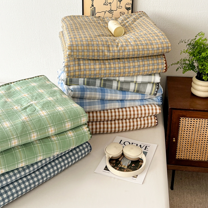 91家纺网 家纺一手货源 找家纺 （总）逸林家纺2026新款水洗棉夏被无印风格子夏被空调被贝壳绣系列学生单/双人夏被