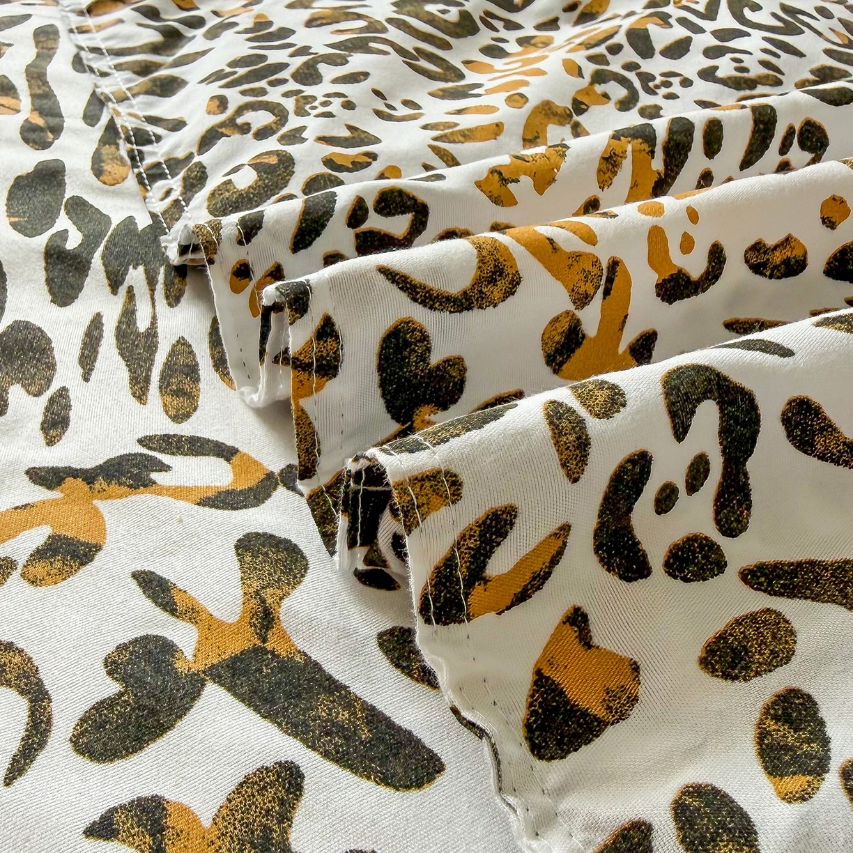 91家纺网 家纺一手货源 找家纺 梵巢家纺 2026新款芦荟棉四件套和单品印花四件套 床笠款四件套 虎虎生威