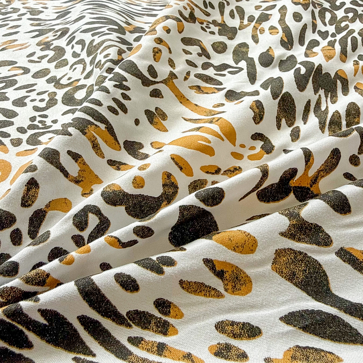 91家纺网 家纺一手货源 找家纺 梵巢家纺 2026新款芦荟棉四件套和单品印花四件套 床笠款四件套 虎虎生威