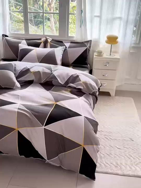 91家纺网 家纺一手货源 找家纺 梵巢家纺 2026新款芦荟棉四件套和单品印花四件套 床笠款四件套 钻石格