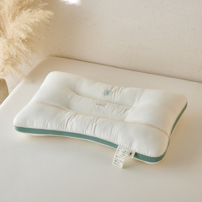 91家纺网 家纺一手货源 找家纺 （总）鼎晟纺 2026新款国风友麻护颈枕绣花款学生枕头成人枕芯