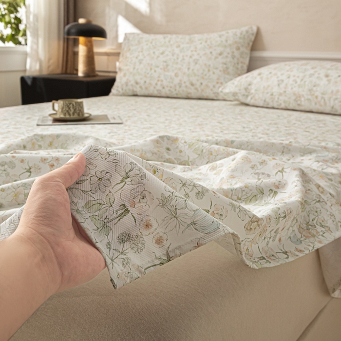 91家纺网 家纺一手货源 找家纺 爱彼家纺 2026新款纯棉提花A类新款老粗布夏季凉席单床单床单三件套-提花系列一 全棉提花-05奶白小碎花