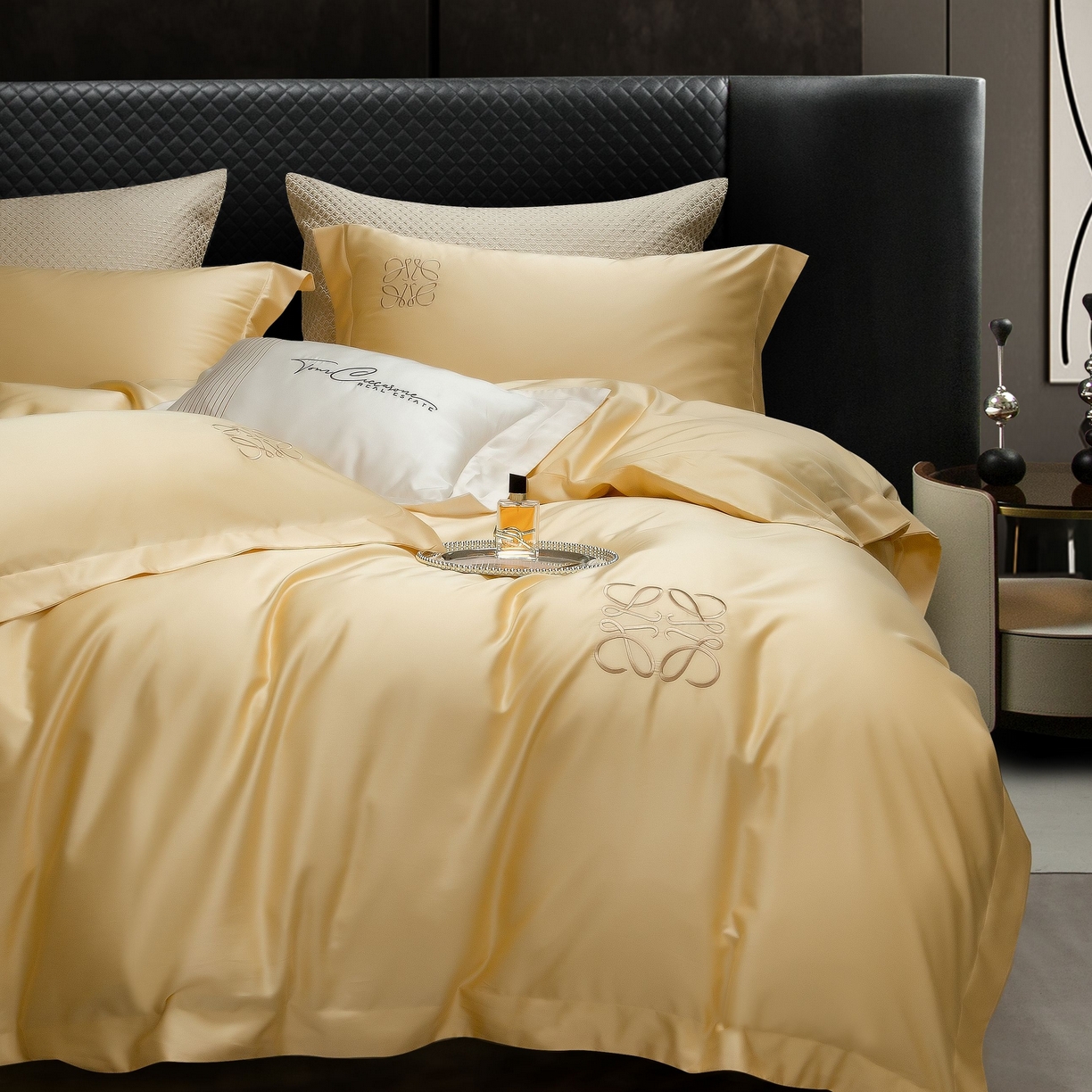 91家纺网 家纺一手货源 找家纺 莱豫家纺 2026春夏新款100s兰精天丝绣花四件套 罗意威黄