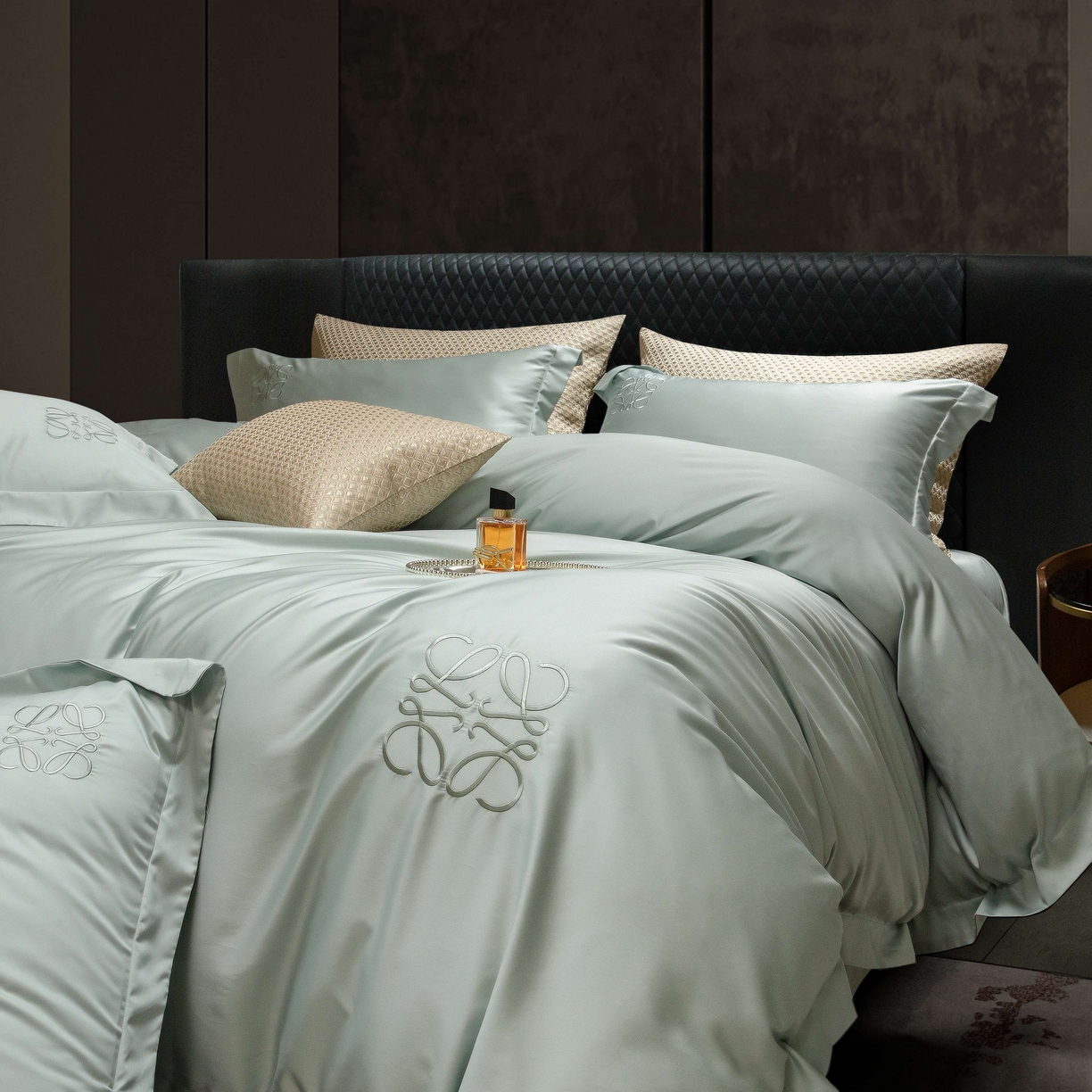 莱豫家纺 2026春夏新款100s兰精天丝绣花四件套 罗意威水蓝