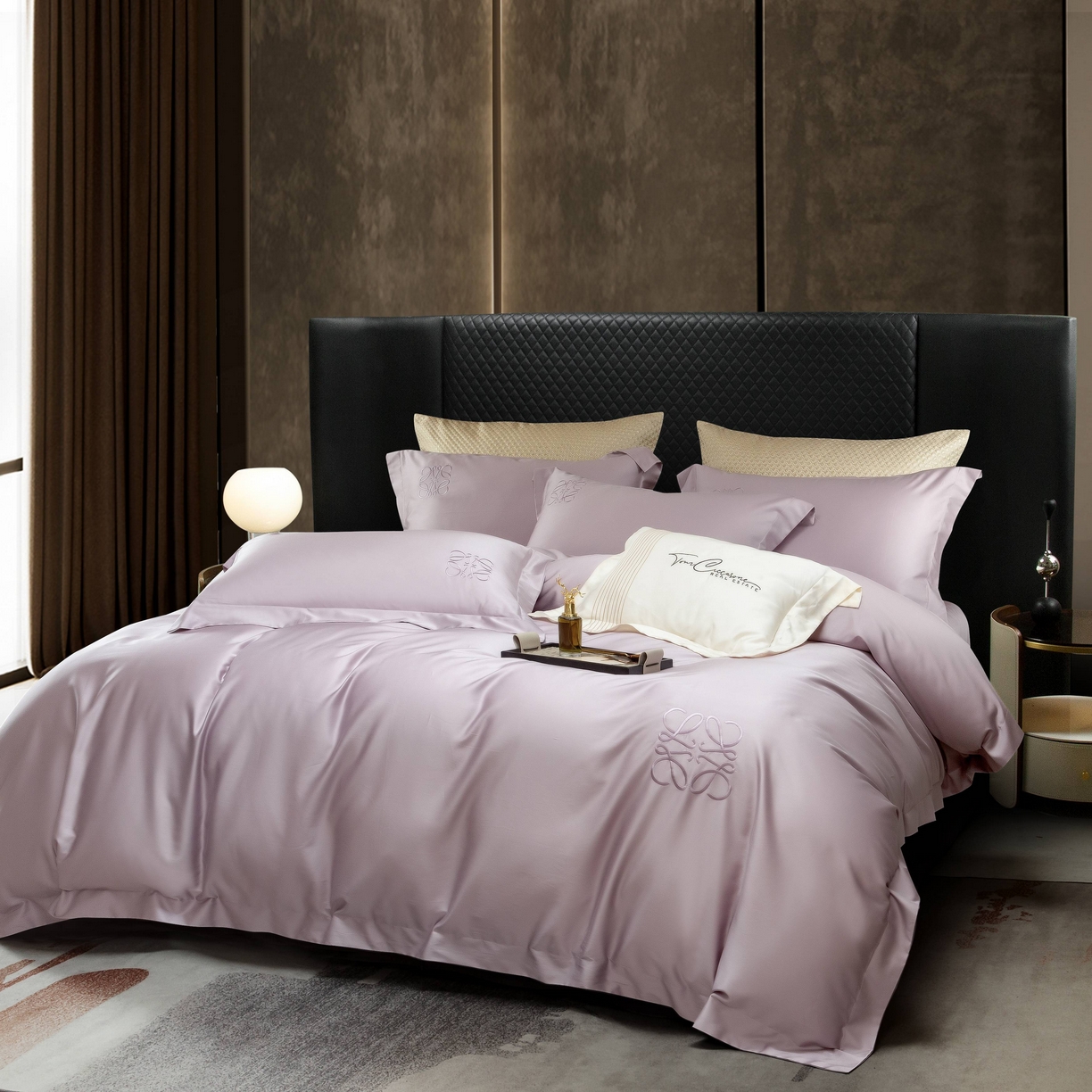 91家纺网 家纺一手货源 找家纺 莱豫家纺 2026春夏新款100s兰精天丝绣花四件套 罗意威紫