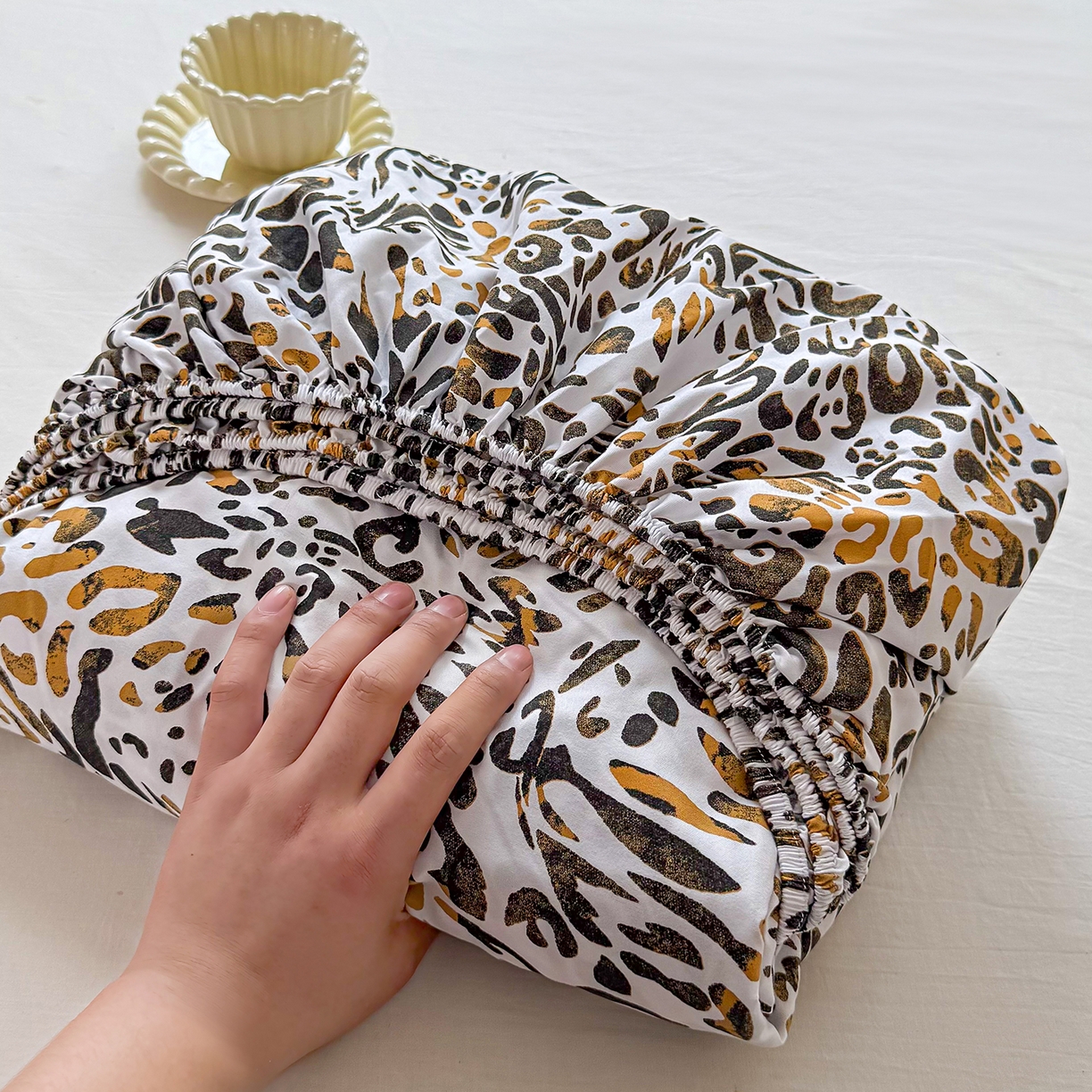 91家纺网 家纺一手货源 找家纺 梵巢家纺 芦荟棉床笠单床笠，外贸跨境单床笠磨毛床笠印花床笠床笠三件套 虎虎生威