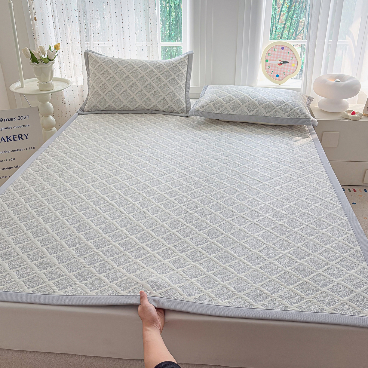 91家纺网 家纺一手货源 找家纺 （总）小萌虎 2026新款乙纶PE提花冰豆豆凉席卡通床席款