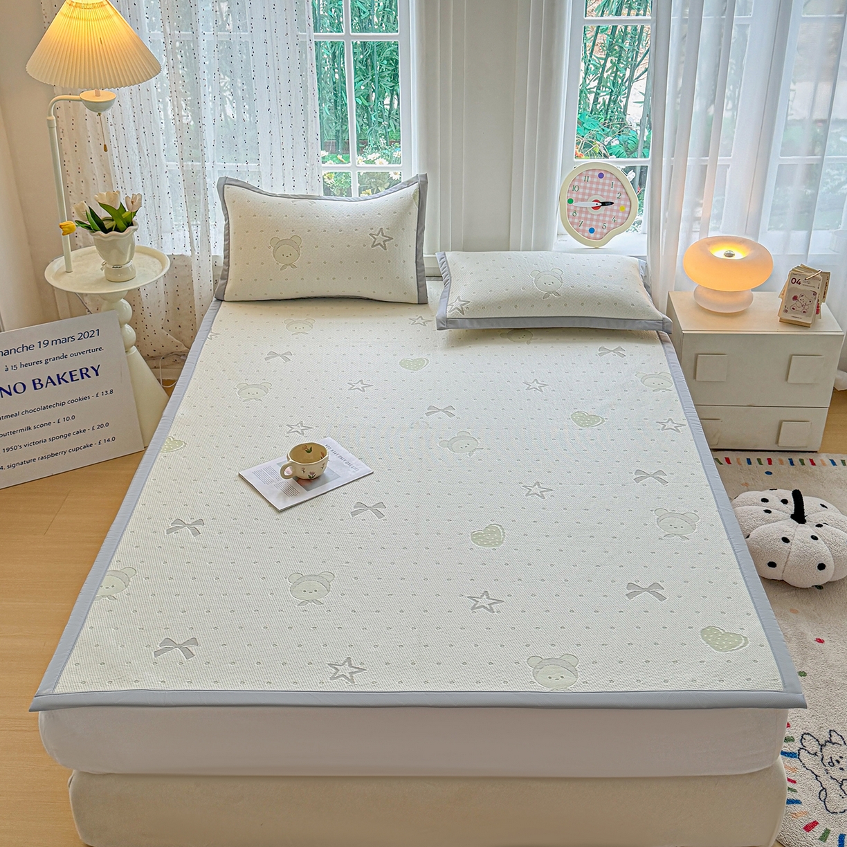 91家纺网 家纺一手货源 找家纺 小萌虎 2026新款乙纶PE提花冰豆豆凉席卡通床席款 小美熊