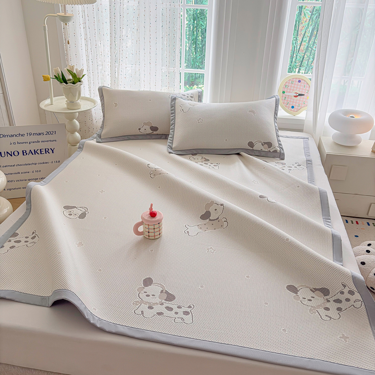 91家纺网 家纺一手货源 找家纺 小萌虎 2026新款乙纶PE提花冰豆豆凉席卡通床席款 腊肠狗-咖