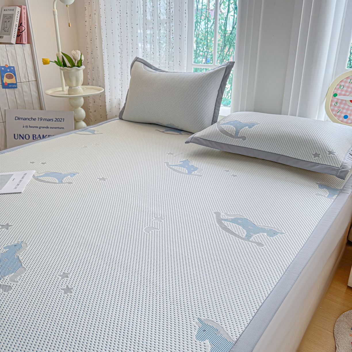 91家纺网 家纺一手货源 找家纺 小萌虎 2026新款乙纶PE提花冰豆豆凉席卡通床席款 摇摇马-蓝