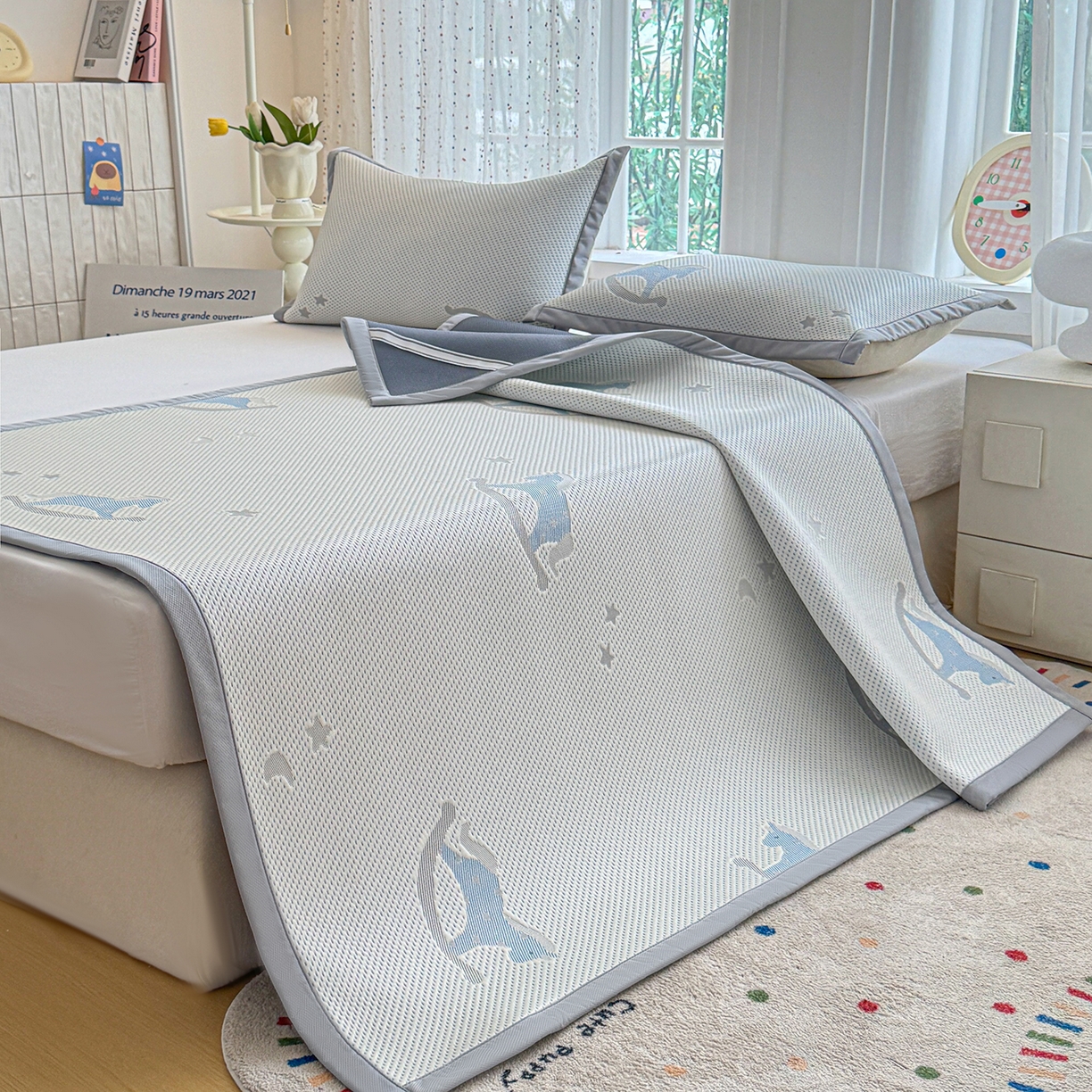 91家纺网 家纺一手货源 找家纺 小萌虎 2026新款乙纶PE提花冰豆豆凉席卡通床席款 摇摇马-蓝