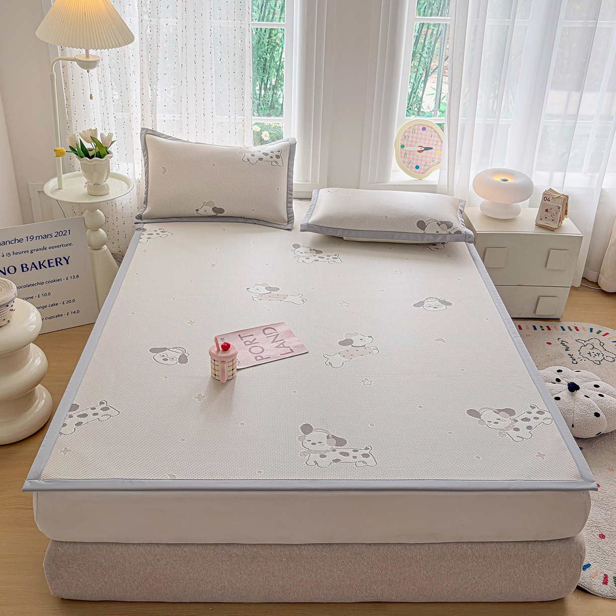 91家纺网 家纺一手货源 找家纺 小萌虎 2026新款乙纶PE提花冰豆豆凉席卡通床席款 腊肠狗-咖