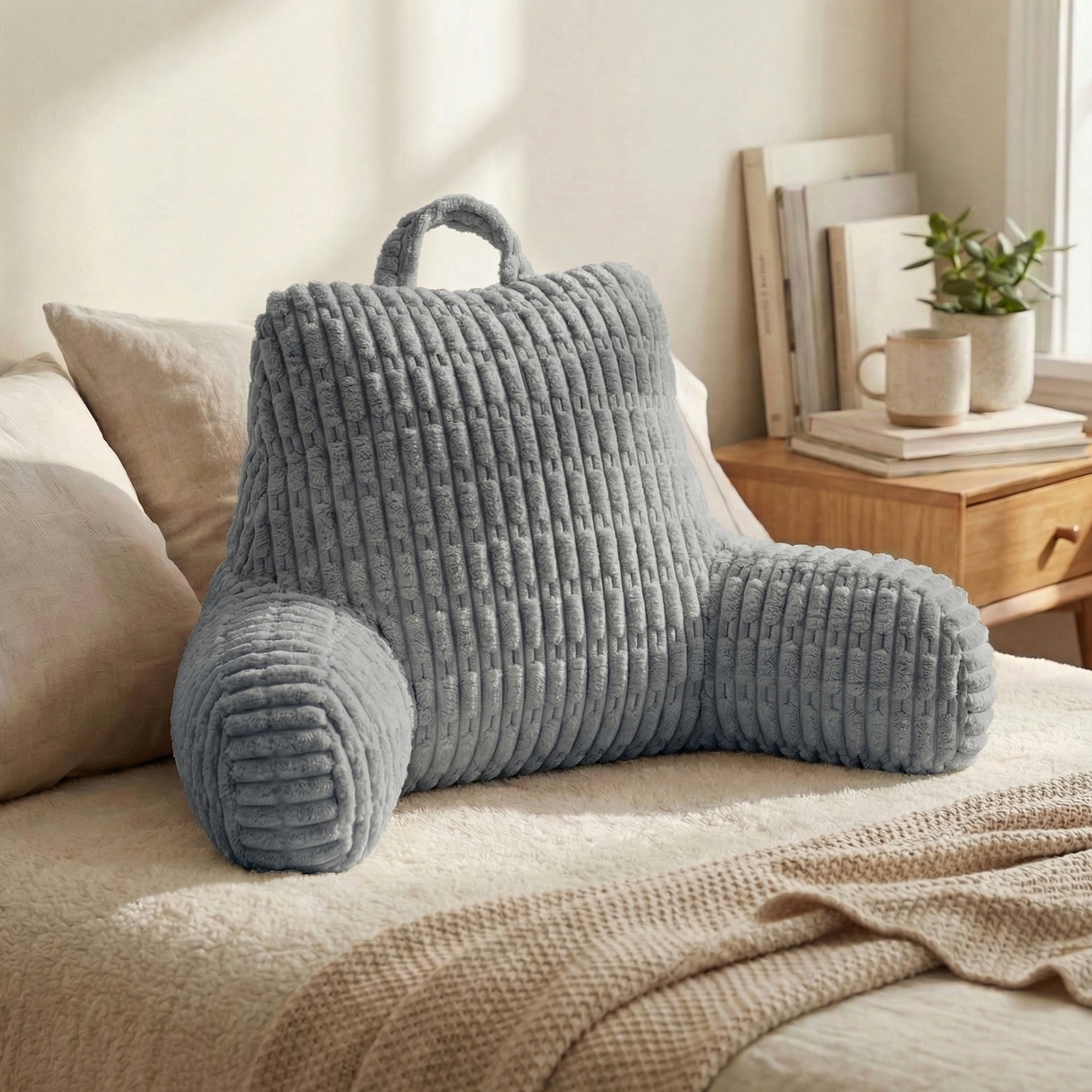 91家纺网 家纺一手货源 找家纺 囍莱家纺 2026新款胖胖条腰靠 （不供1688） 蓝灰