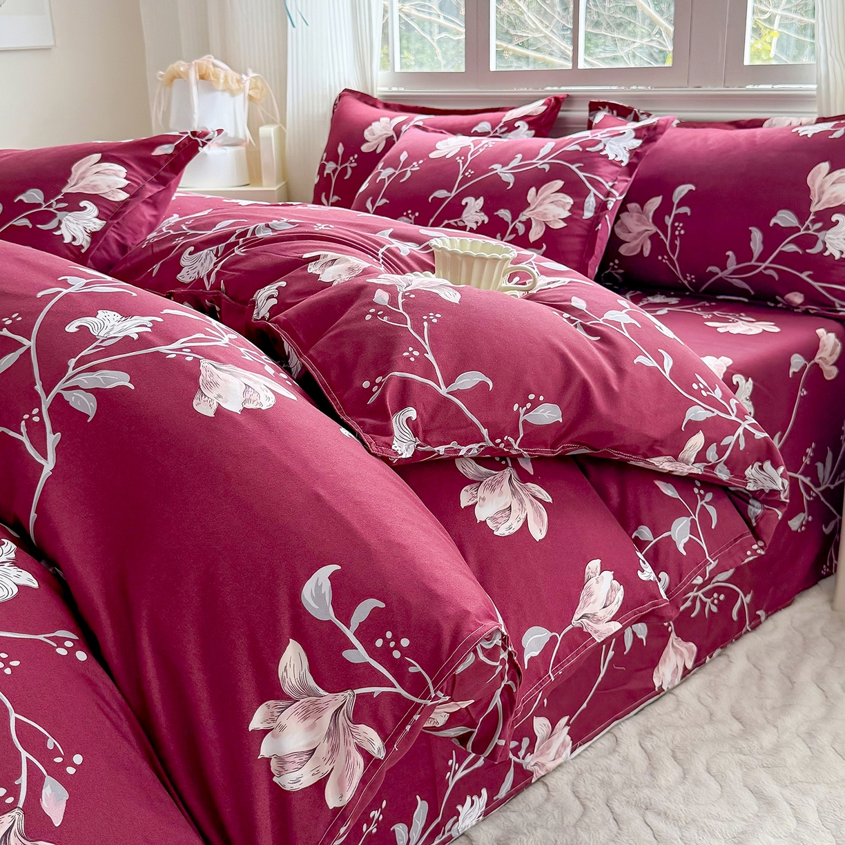 91家纺网 家纺一手货源 找家纺 梵巢家纺 芦荟棉三四件套，床单，被套，枕套化纤四件套 酒红玉枝