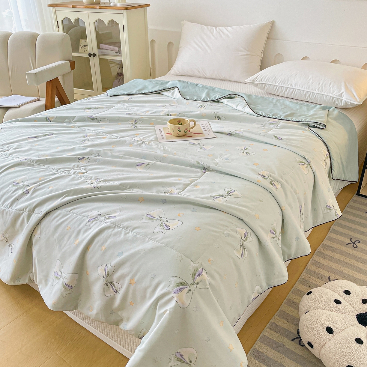 91家纺网 家纺一手货源 找家纺 宜梦家居 2026新款A类凉感天丝夏被夏凉被空调被 青柠蝴蝶结