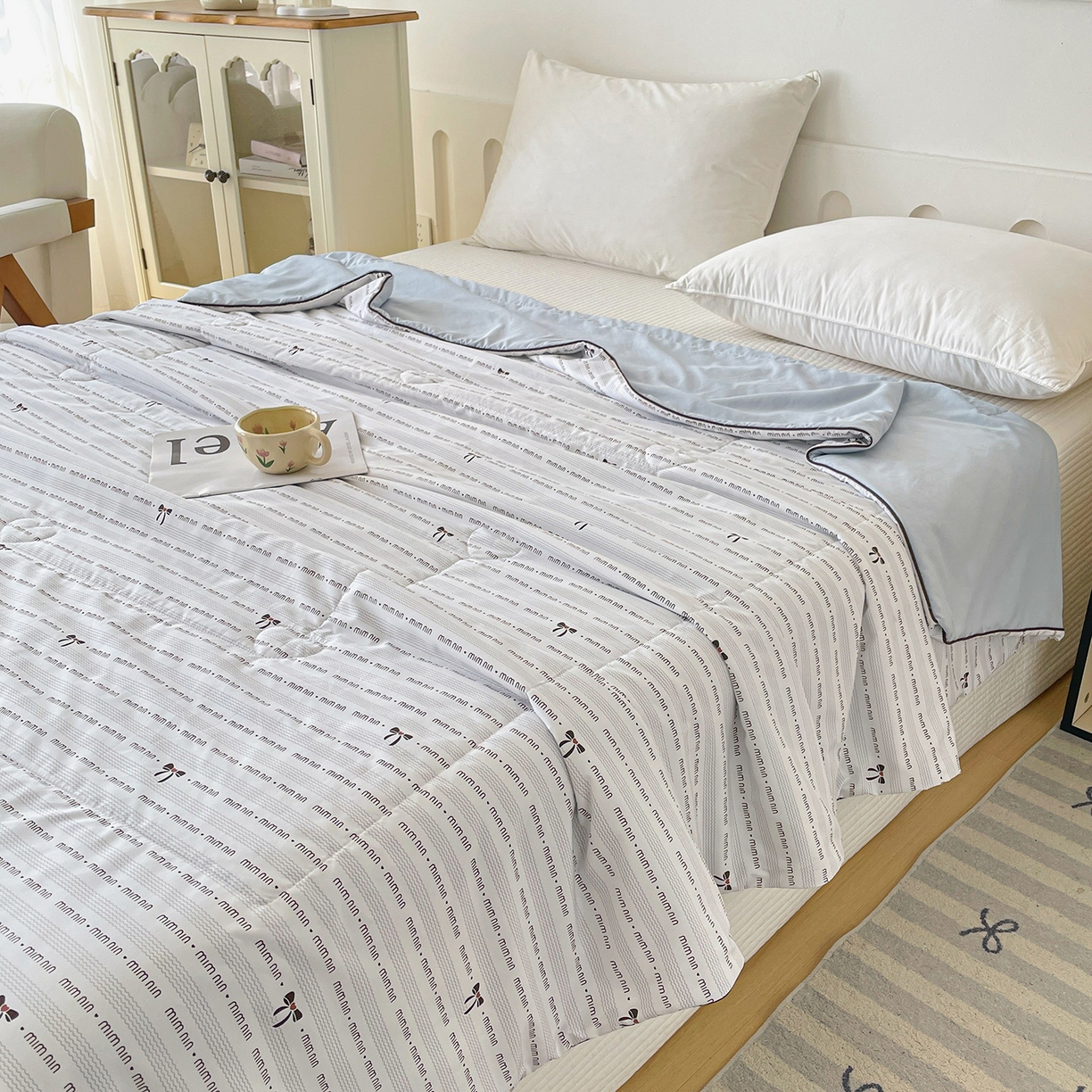 91家纺网 家纺一手货源 找家纺 宜梦家居 2026新款A类凉感天丝夏被夏凉被空调被 奶白蝴蝶结