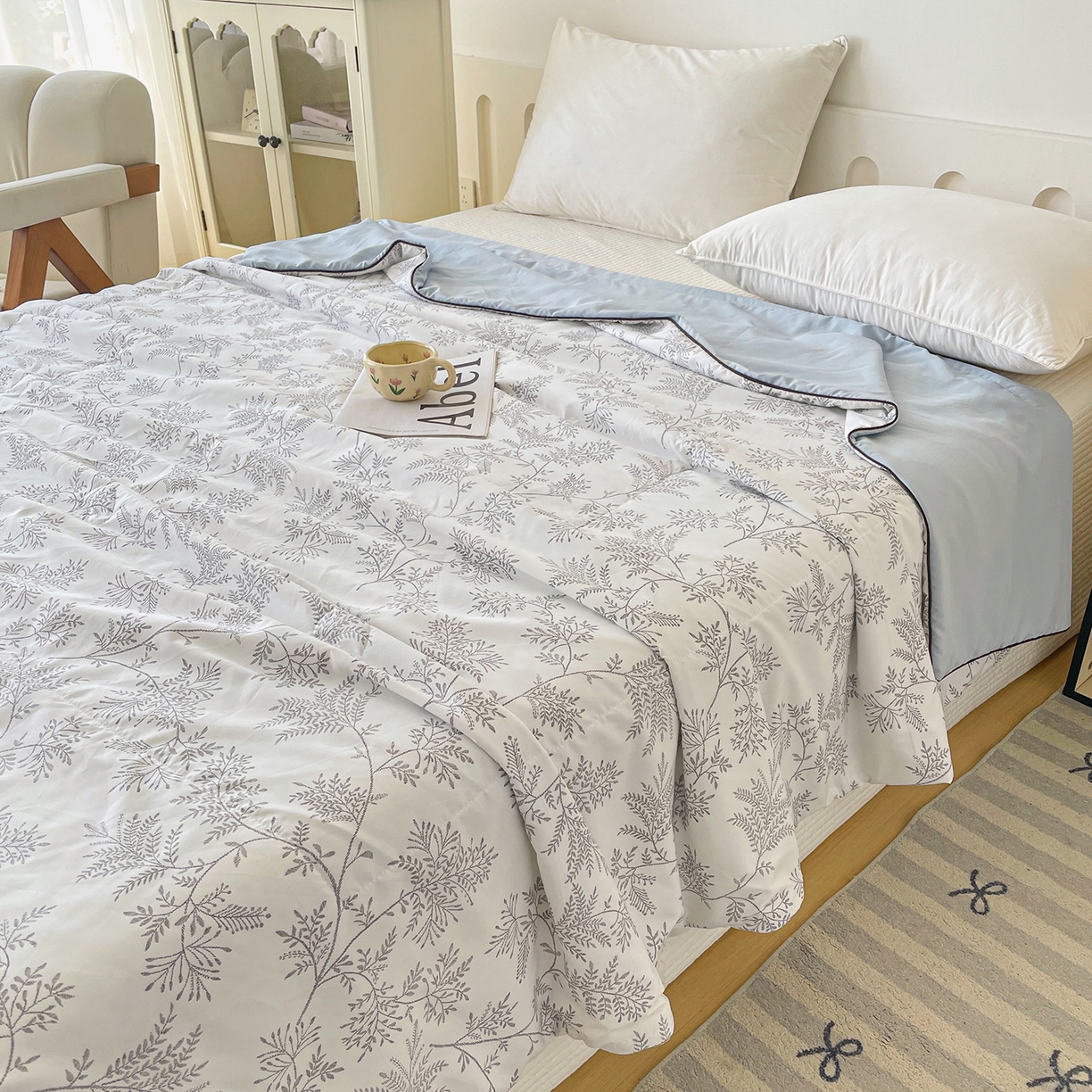 91家纺网 家纺一手货源 找家纺 宜梦家居 2026新款A类凉感天丝夏被夏凉被空调被 林间碎叶