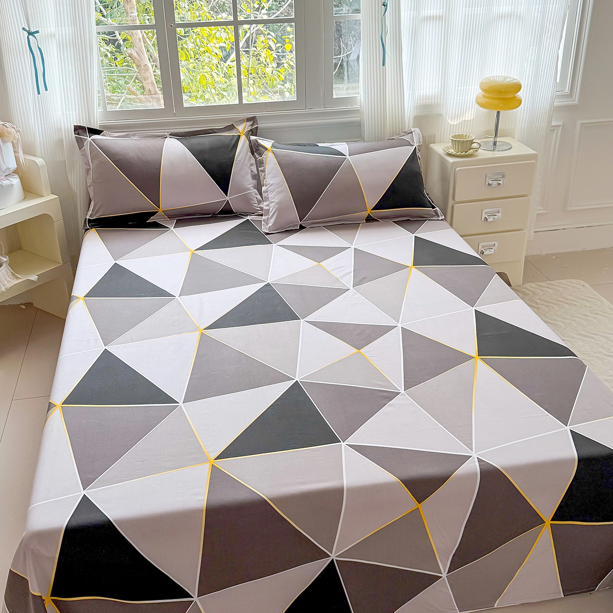 91家纺网 家纺一手货源 找家纺 梵巢家纺 2026新款加厚芦荟棉床单磨毛化纤床单 钻石格