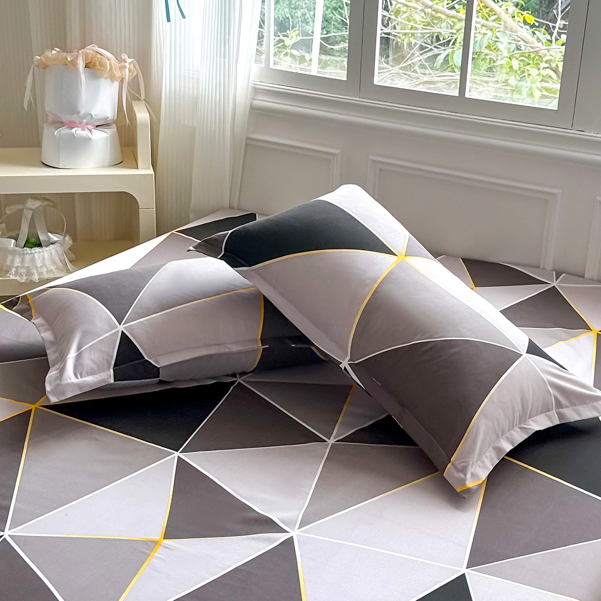 91家纺网 家纺一手货源 找家纺 梵巢家纺 2026新款加厚芦荟棉床单磨毛化纤床单 钻石格