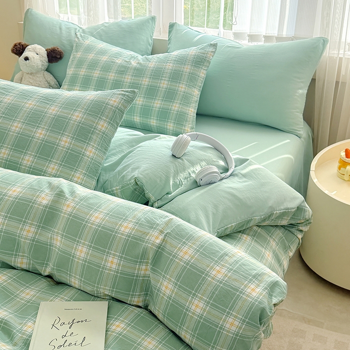 91家纺网 家纺一手货源 找家纺 网客家纺 2026新款软糯云朵棉水洗棉四件套 小绿格