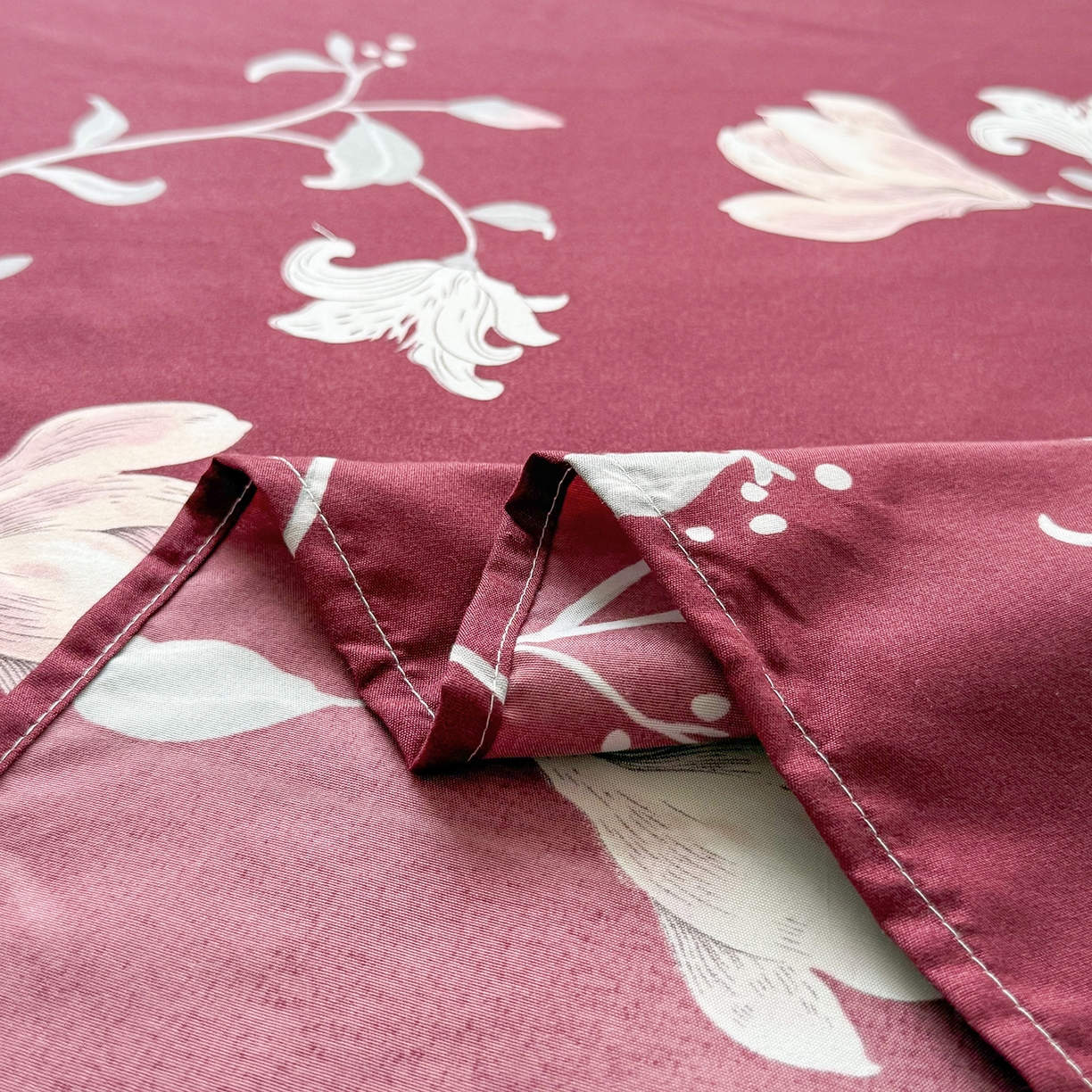 91家纺网 家纺一手货源 找家纺 梵巢家纺 2026新款加厚芦荟棉床单磨毛化纤床单 酒红玉枝