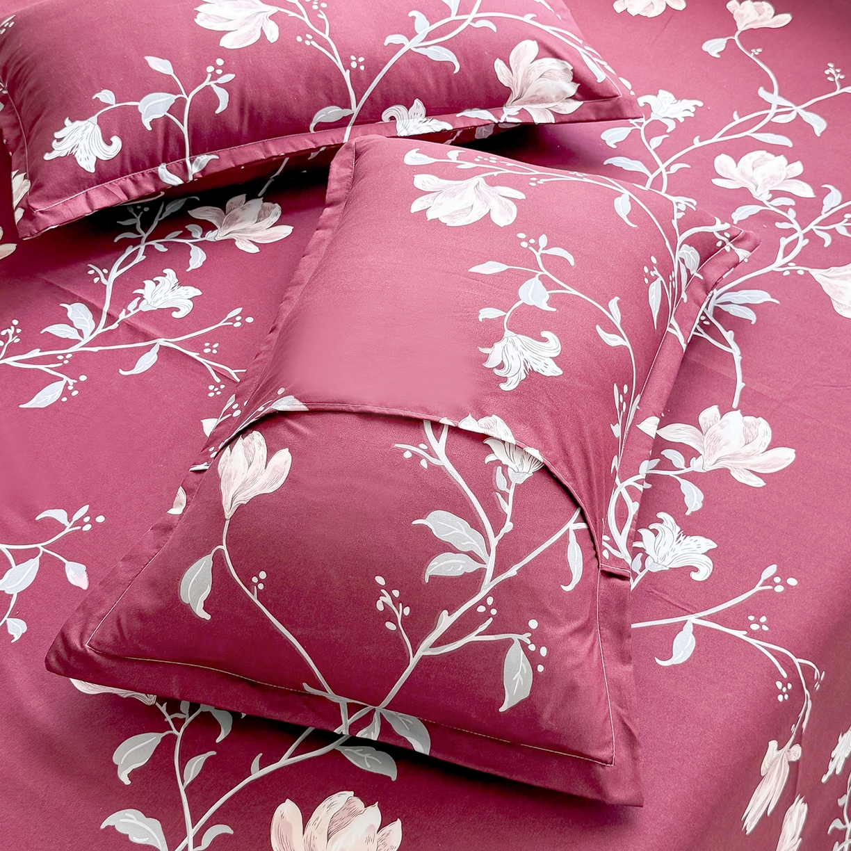 91家纺网 家纺一手货源 找家纺 梵巢家纺 2026新款加厚芦荟棉床单磨毛化纤床单 酒红玉枝