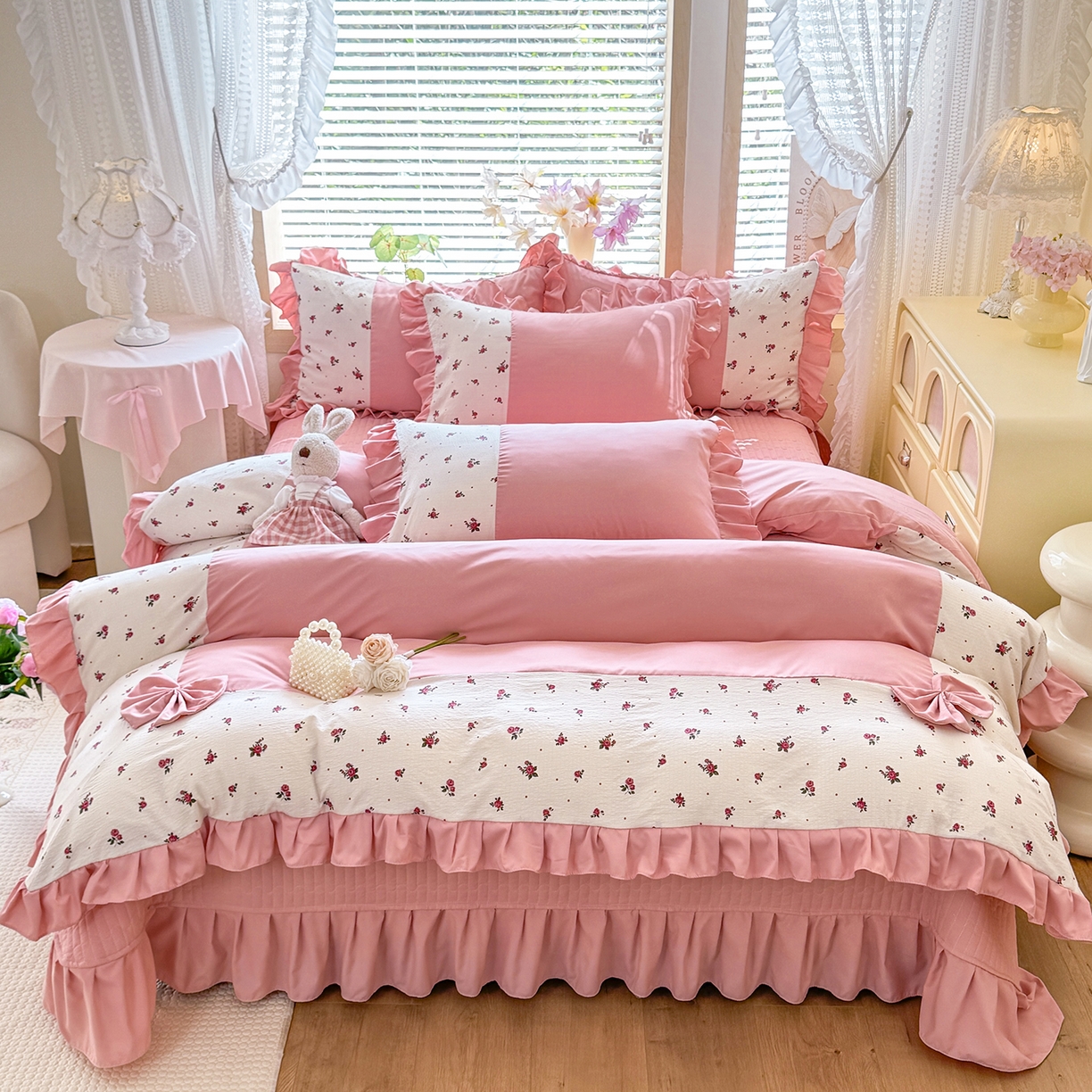 91家纺网 家纺一手货源 找家纺 （总）唐人居 2026新款水洗棉花边床盖四件套-彩色波点