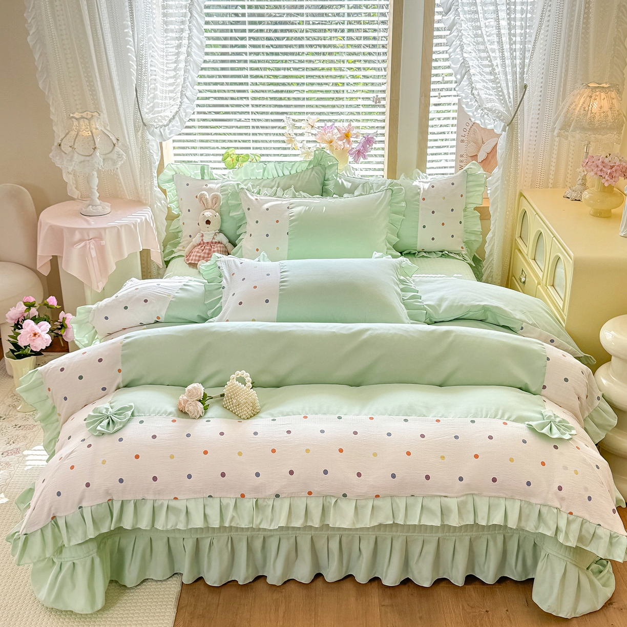 91家纺网 家纺一手货源 找家纺 （总）唐人居 2026新款水洗棉花边床盖四件套-彩色波点