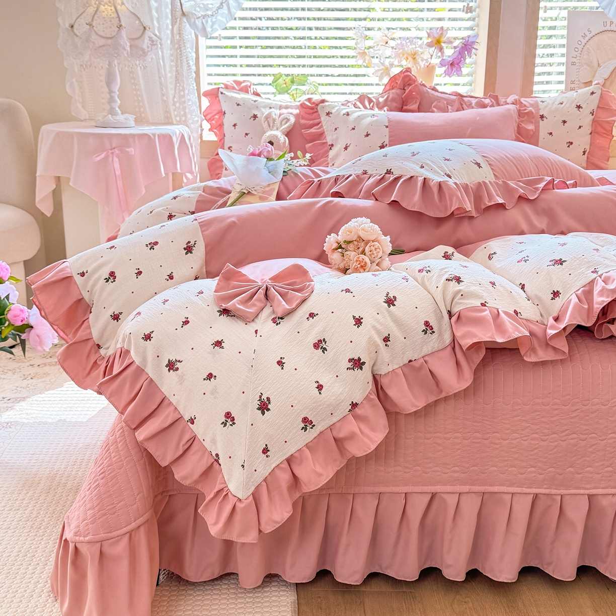 91家纺网 家纺一手货源 找家纺 唐人居 2026新款水洗棉花边床盖四件套-彩色波点 彩色波点-豆沙