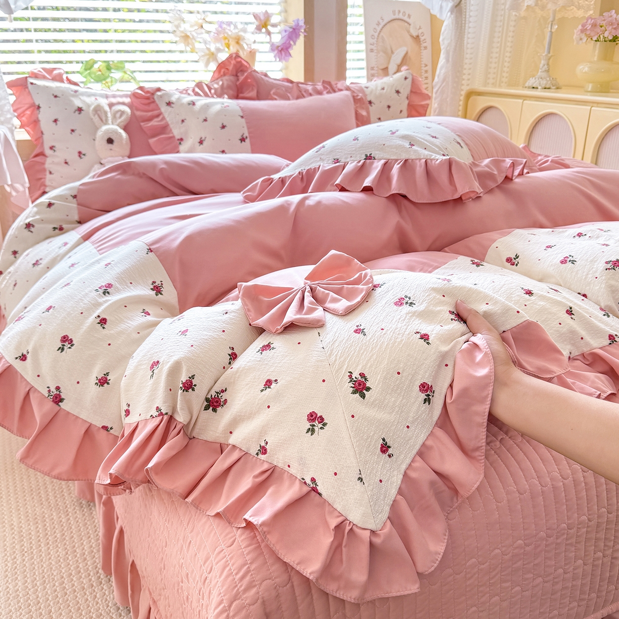 91家纺网 家纺一手货源 找家纺 唐人居 2026新款水洗棉花边床盖四件套-彩色波点 彩色波点-豆沙