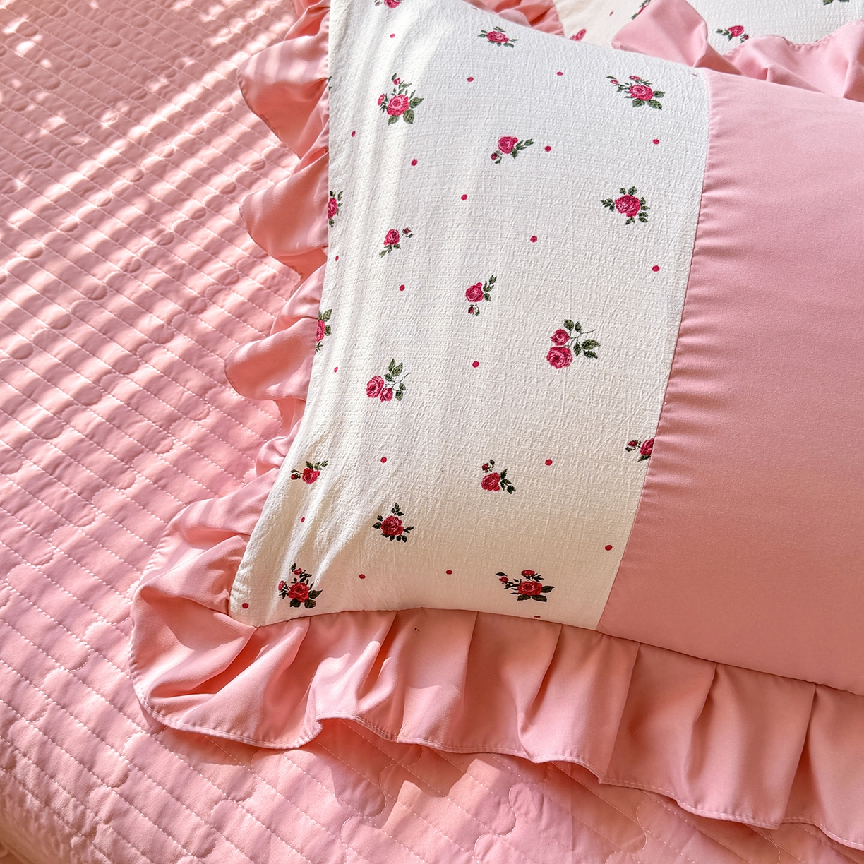 91家纺网 家纺一手货源 找家纺 唐人居 2026新款水洗棉花边床盖四件套-彩色波点 彩色波点-豆沙